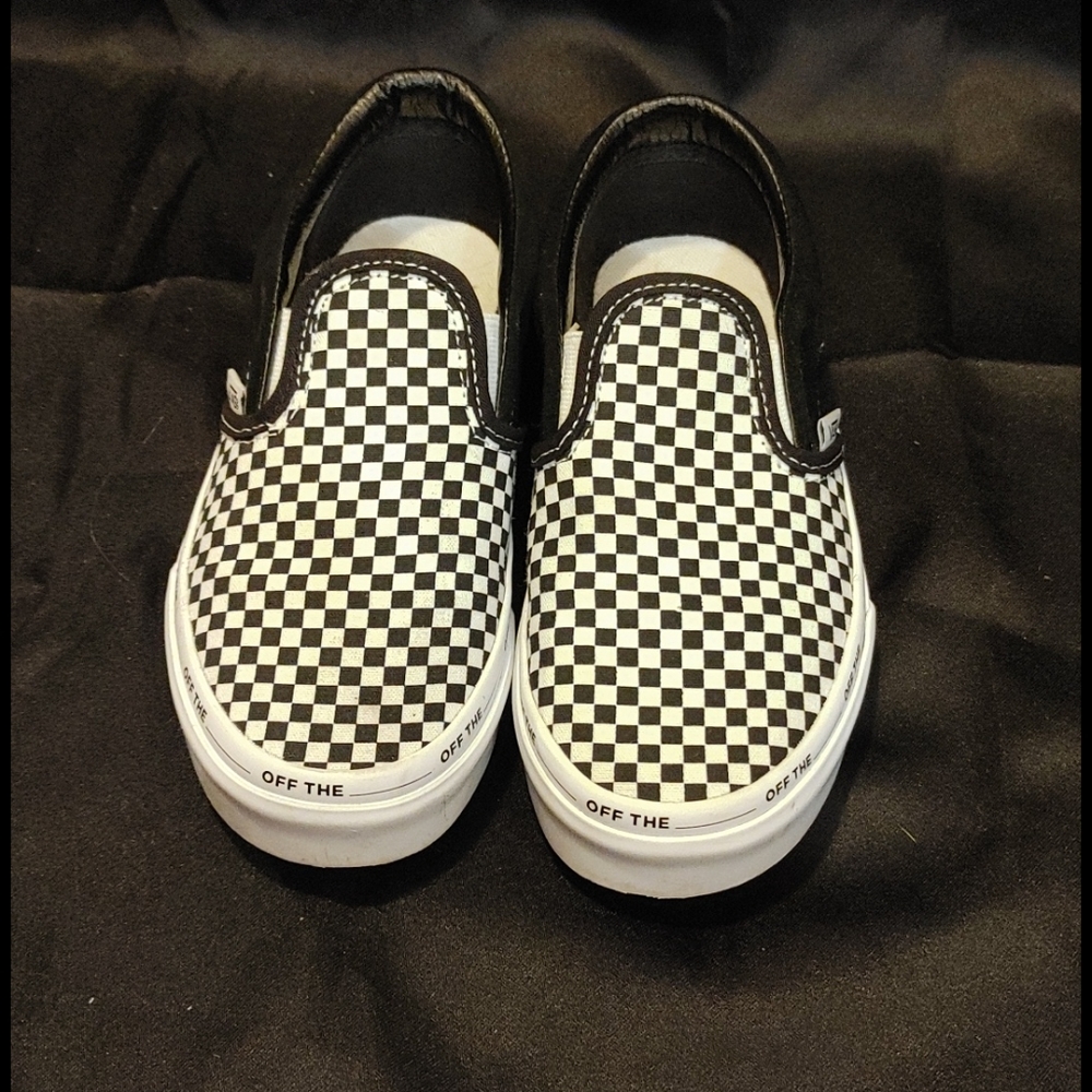 Kids vans slide on sneakers